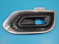 Zaślepka kratka zderzaka prawa atrapa Renault Kadjar 261A23692R