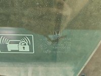 Szyba drzwi przód lewa Honda Accord VIII 08- sedan