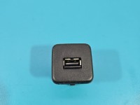 Gniazdo USB Suzuki Vitara II 15-