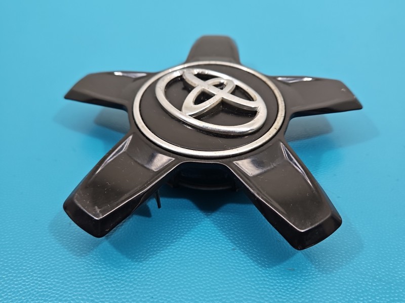 Dekielek felgi sztuka alufelgi Toyota Auris II