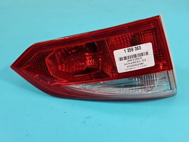 Lampa tył prawa Ford Focus Mk3 kombi