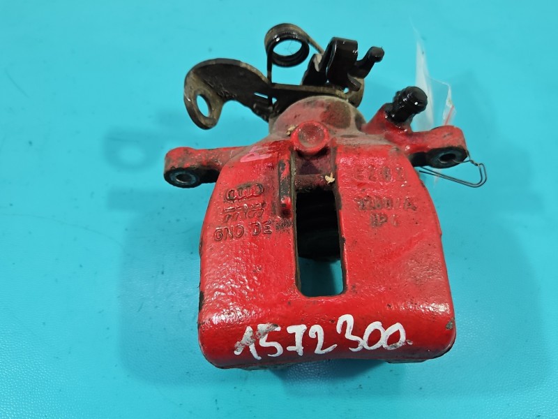 Zacisk tył prawy Audi A4 B7 kombi 3.0 tdi BKN