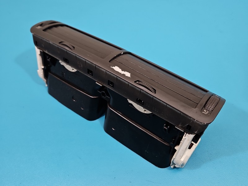 Kratka nawiewu środkowa Vw Passat B5 3B0819728D EUROPA