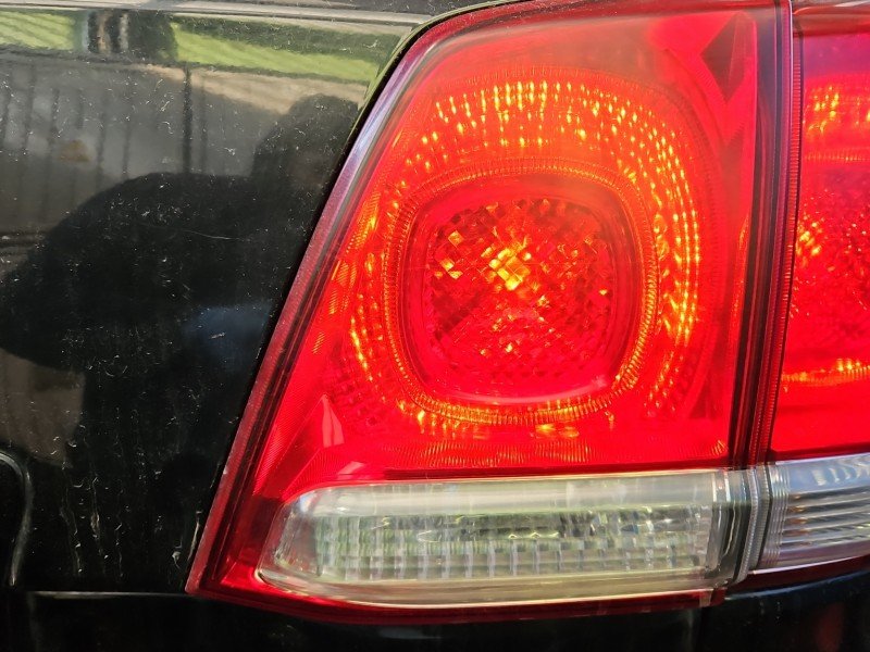 Lampa tył prawa Toyota Land Cruiser J200 07- HB