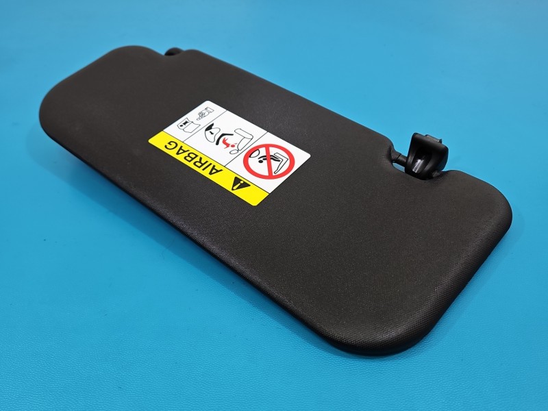 Przesłonka prawa HYUNDAI i20 II 14-20 DASZEK osłona przeciwsłoneczna