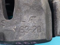 Zacisk przód lewy Toyota Rav4 III 05- 2.2 D-CAT (2AD)