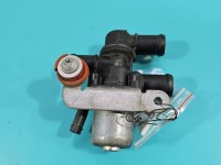 Pompka obiegu wody pompa Audi A4 B9 2.0 TDI 5Q0906457L