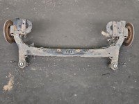 Tylna belka oś tył Renault Laguna III 2.0 16V (M4R704)