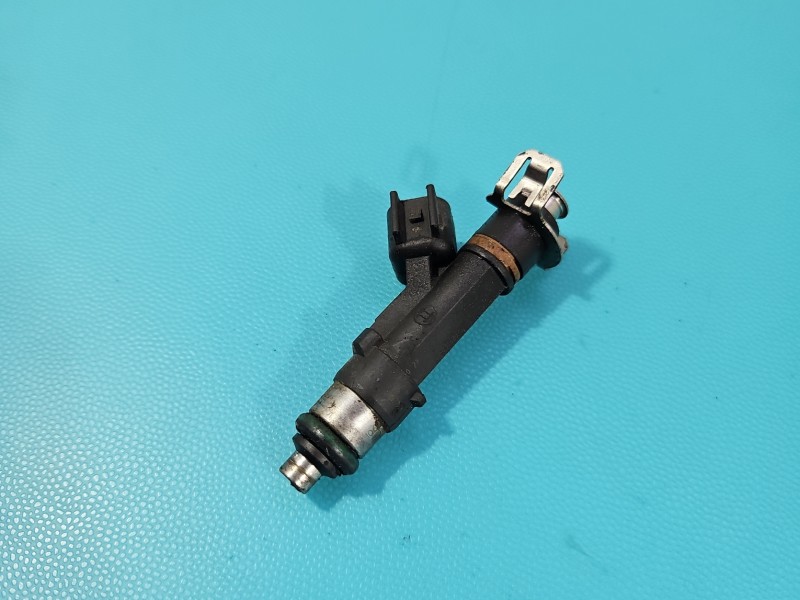 Wtryskiwacz listwa wtryskowa 0280158105 VOLVO V70 III 2.0 16V 145KM