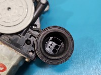 Podnośnik przód prawy SZYBY WINDA Toyota Rav4 II 00- Europejska, 2pin 5d HB 85710-42070