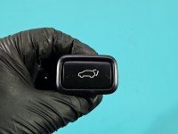 Przełącznik Producent części: KIA, Europejska, 4pin, otwierania klapy bagażnika Kia Sorento 49X59P-1300, 49S59P-1110