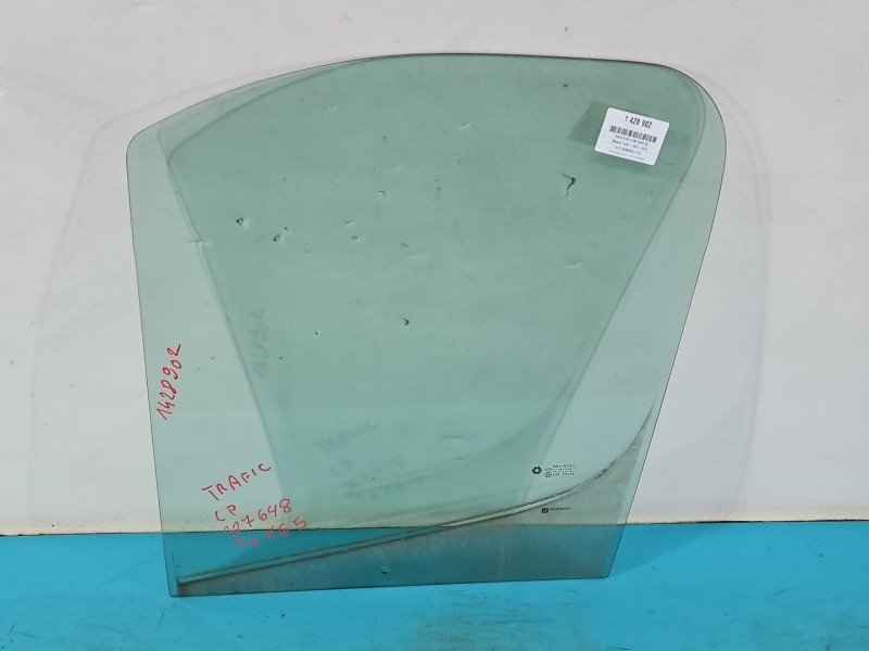 Szyba drzwi przód lewa Renault Trafic II HB