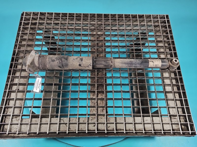 Amortyzator tył lewy Skoda Superb III kombi tylny