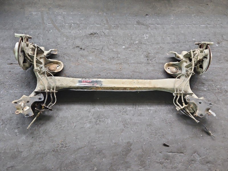 Tylna belka oś tył Renault Megane III 1.5 dci Tylna belka oś tył Renault Megane III 1.5 dci