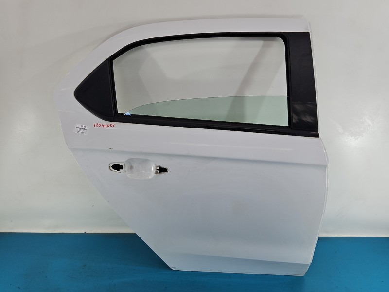 Drzwi tył prawe Peugeot 301 sedan 4d EWP