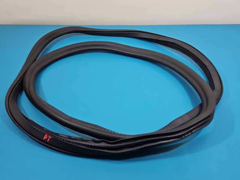 Uszczelka drzwi tył prawa BMW G30