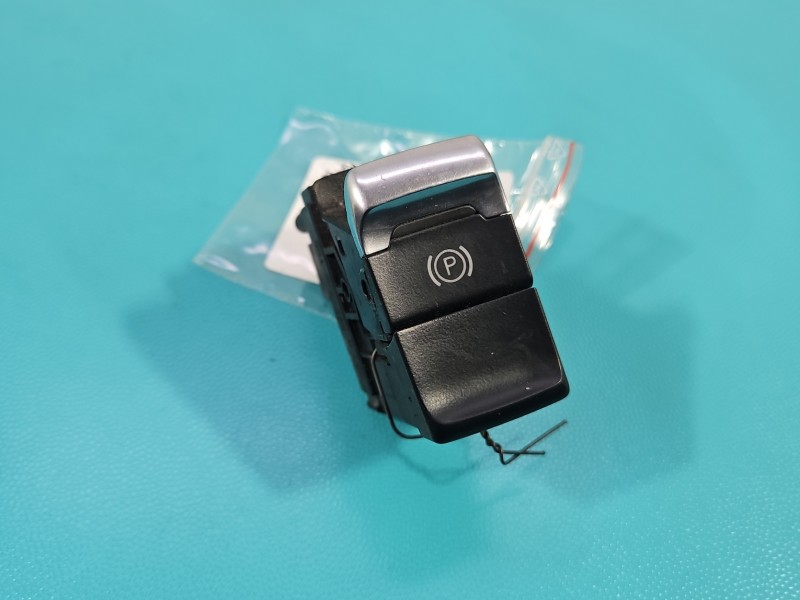 Przełącznik hamulca ręcznego Audi A5 8T 8K1927225B
