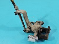 Zacisk tył lewy Kia Carens II 1.8 16V HB