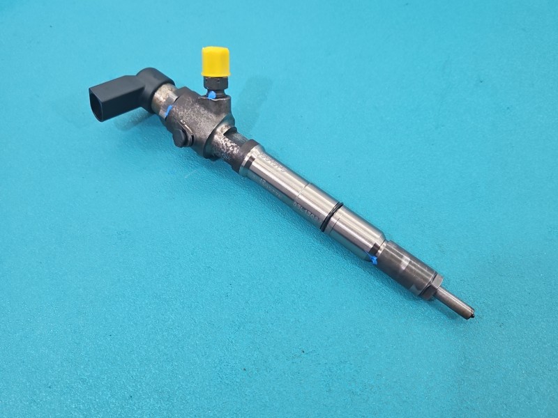 Wtryskiwacz Vw Golf VI 03L130277B 1.6 tdi