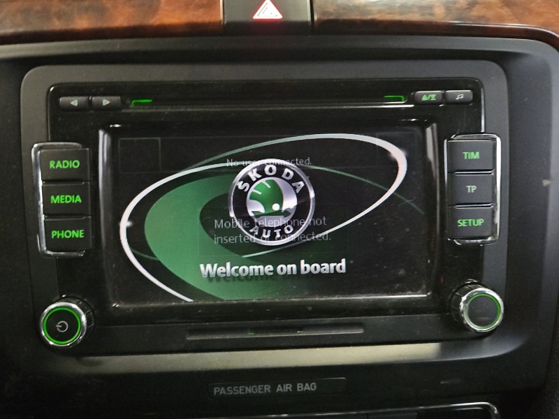 Radio fabryczne Skoda Superb II 3T0035156B radioodtwarzacz