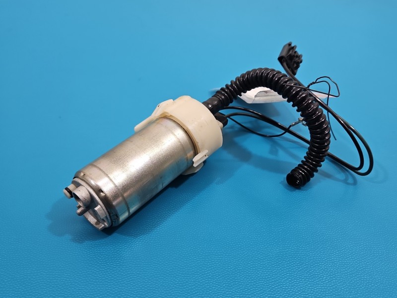 pompka Pompa paliwa Opel Zafira B 1.8 16V Producent części: OPEL, BEZ KOSZA