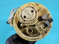 pompka Pompa paliwa Audi A8 D2 4.2 V8 4D0201177 Producent części: Audi, 4 PIN