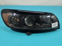 Reflektor prawy lampa przód Volvo C30 EUROPA 30657169, 0301232202