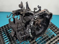 Skrzynia biegów 31115-05010 Toyota Avensis II T25 1.8 vvti