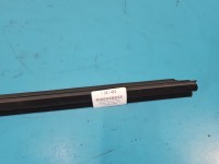 Uszczelka drzwi przód lewa Mercedes W213