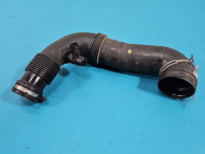 Rura przewód Producent części: Audi, Diesel, Europejska, powietrza AUDI Q7 I 4L 7L8129572A 4.2 TDI