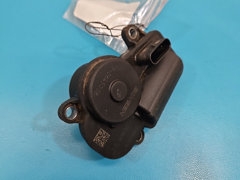 Silniczek Przepustnicy wydechu Mercedes W246