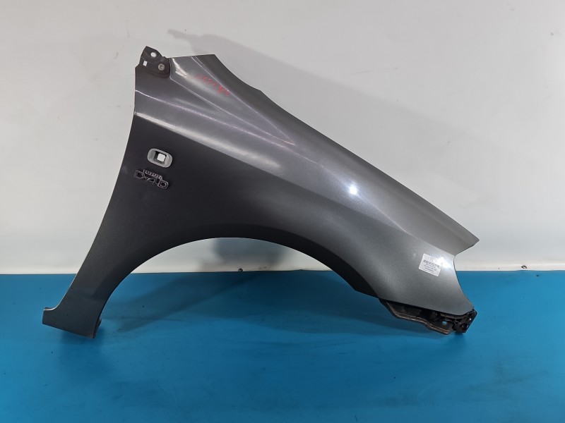 Błotnik przód prawy Toyota Corolla E12 Brak