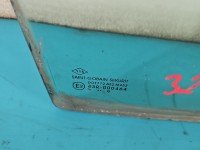 Szyba drzwi przód prawa Opel Movano II HB