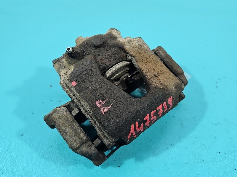 Zacisk przód prawy Opel Astra I F 1.6 jedn Zacisk przód prawy Opel Astra I F 1.6 jedn