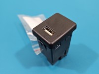 Gniazdo USB Opel Astra V K 39087528