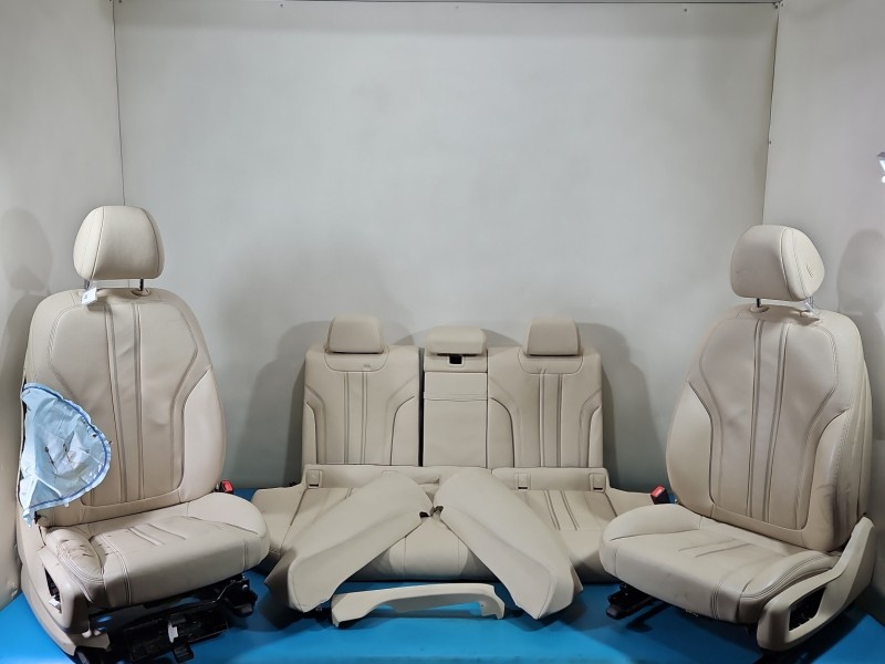 Fotele komplet kanapa BMW G30