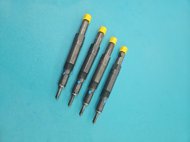 Wtryskiwacz Ford Mondeo Mk3 0432133801 2.0 tddi