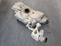 Zbiornik paliwa bak Peugeot 5008 II 17-24 2.0 hdi 9813793180