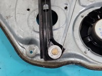 Podnośnik tył prawy Vw Passat B5 3B5839756C sedan