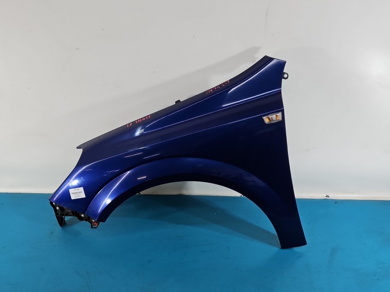Błotnik przód lewy Opel Astra III H Z21B
