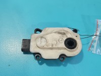Silniczek 4 PIN Peugeot, Europejska żaluzji wlotu powietrza Peugeot 308 II T9