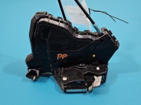 Zamek przód prawy LEXUS CT 10-22 EUROPA Producent części: Lexus, Europejska, 4pin