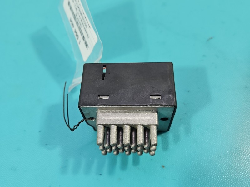 Opornik rezystor Hyundai Santa Fe III 12–18