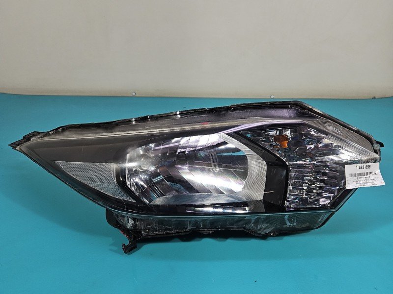 Reflektor prawy lampa przód Honda HR-V II 13-18 EUROPA Reflektor prawy lampa przód Honda HR-V II 13-18 EUROPA