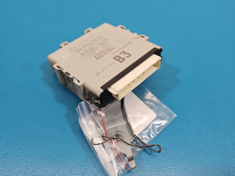 Sterownik moduł TOYOTA Toyota Auris II 89940-12130, 031900-3581