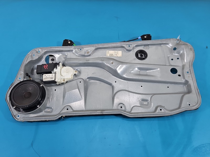 Podnośnik przód prawy SZYBY WINDA Vw Golf IV Volkswagen 1J1959802D 3d HB