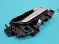 Klamka wewnętrzna tył prawa Opel Astra VI L 9817544677, 2021064002