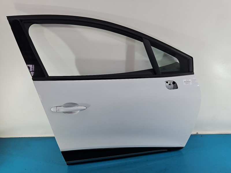 DRZWI PRZÓD PRAWE PASAŻERA Renault Clio IV 12-20 5d DV369