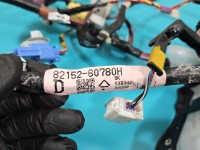 Instalacja Wiązka drzwi przód lewych Toyota Land Cruiser J200 07- 82152-60780H