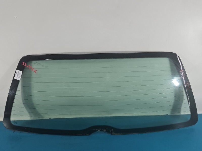 Szyba tylna KLAPY BAGAŻNIKA TYŁ Vw Passat B4 kombi
